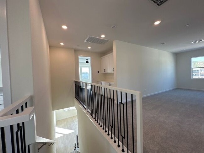 Building Photo - Have you outgrown the noise and the traffi...