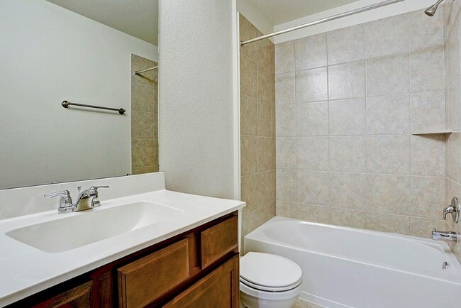 Building Photo - 18211 Alora Springs Trace
