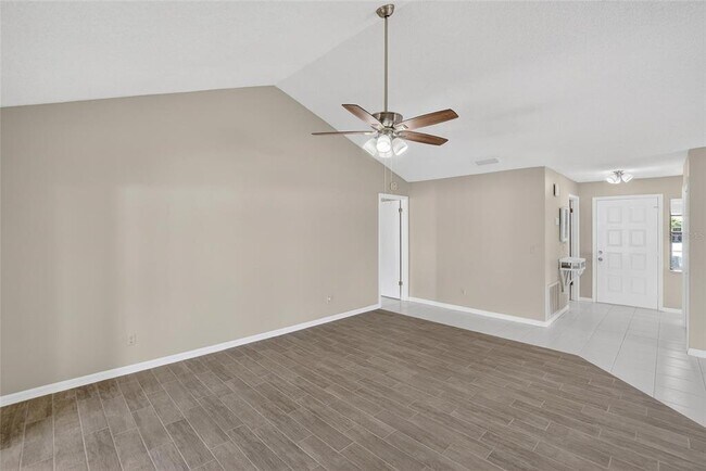 Building Photo - 1831 Wolf Laurel Dr