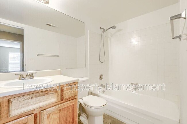 Building Photo - 11971 E Harvard Ave