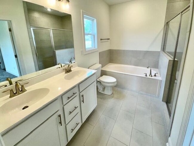 Building Photo - Open House, Tuesday, July 15, 2025 11 AM t...
