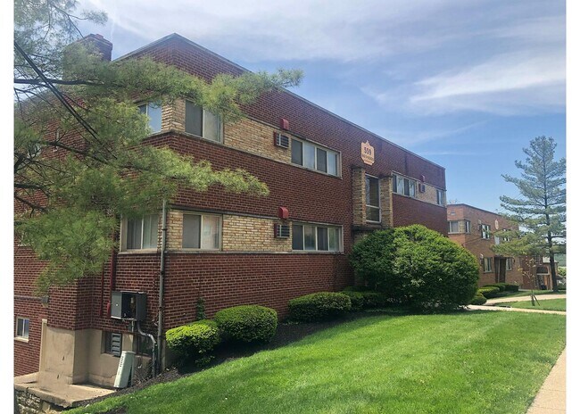 Primary Photo - 559 Lowell Ave