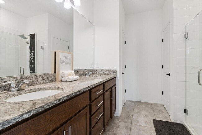 Building Photo - 2264 Emerald Springs Dr