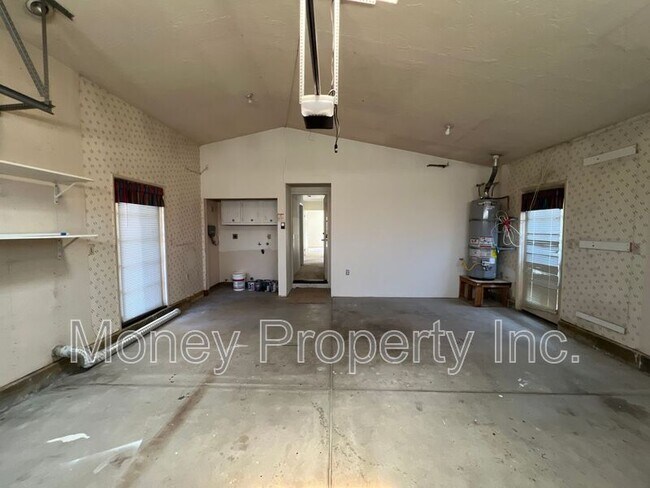 Building Photo - 1766 Bristol Ct