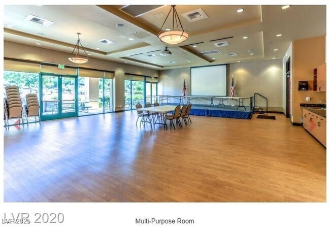 Building Photo - 2335 Meteor Shower St