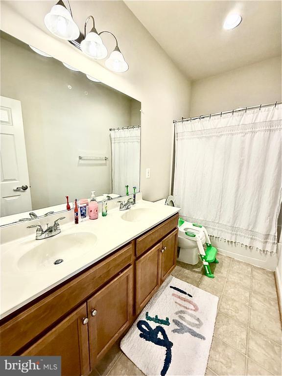 Building Photo - 43661 Evening Primrose Ct