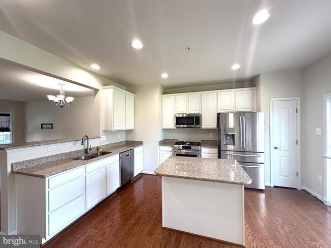 Building Photo - 10373 Lantern Ln