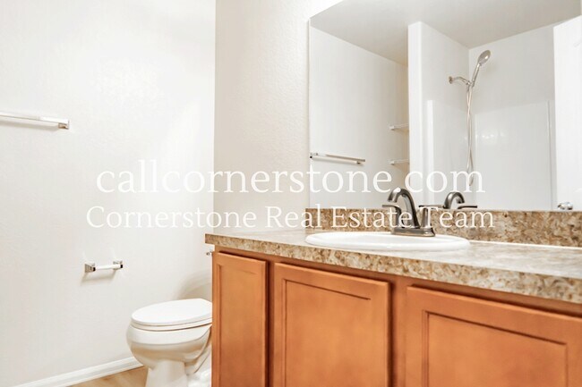 Building Photo - 2138 Phillips Alley