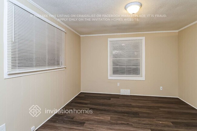 Building Photo - 2209 Ln St