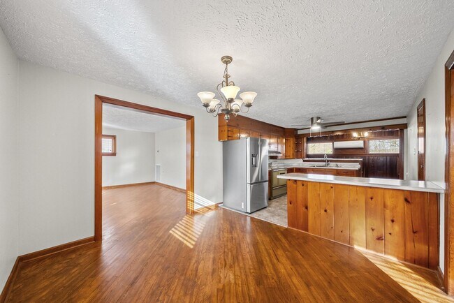 Building Photo - 4540 Canton Pike