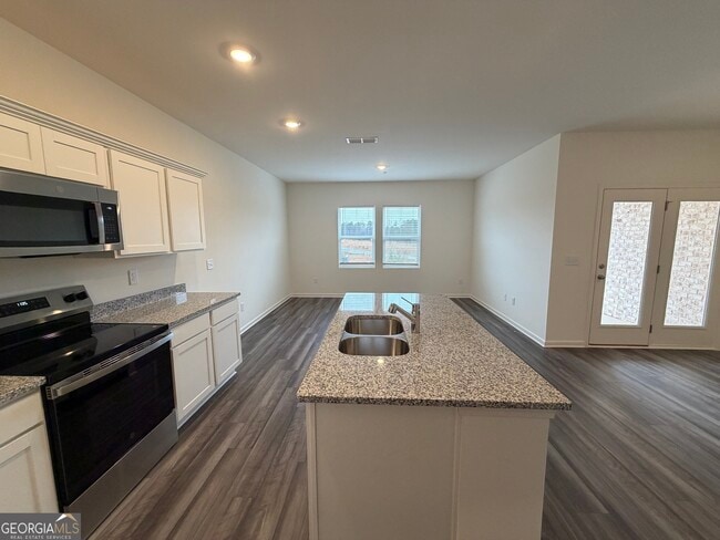 Building Photo - 1205 Fagiolo St