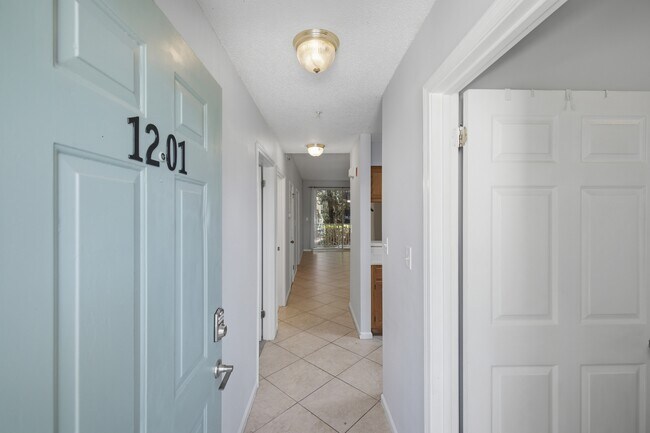 Building Photo - 200 Sandestin Ln