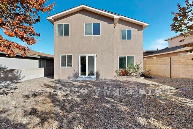 Building Photo - 6605 Ventana Hills Rd NW