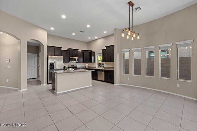 Building Photo - 9627 N Melandra Way