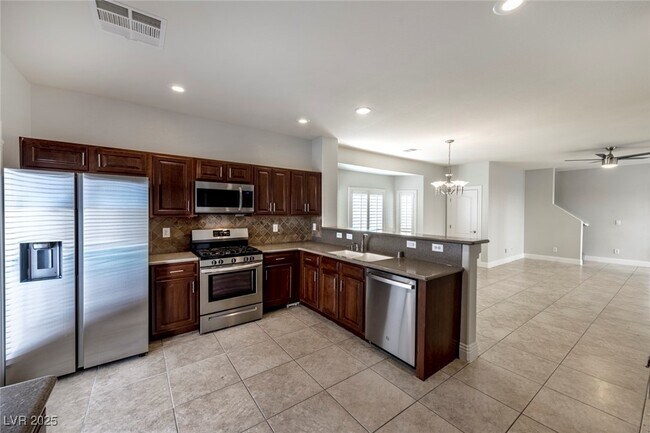Building Photo - 9460 Glendora Valley St