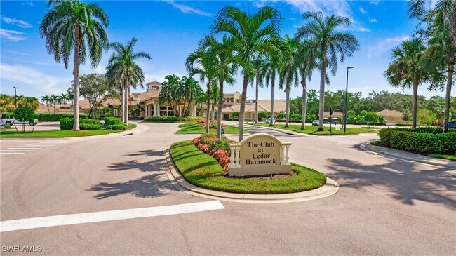 Building Photo - 8600 Cedar Hammock Cir