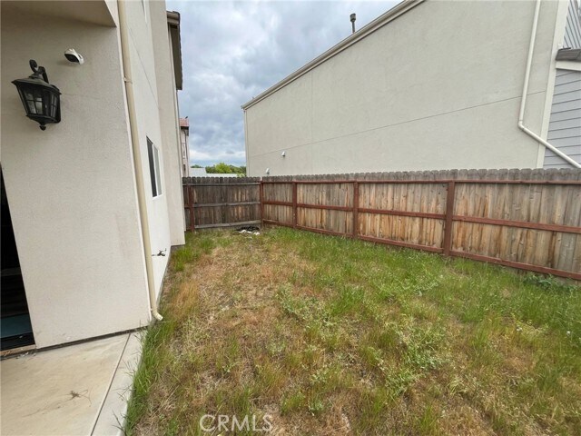 Building Photo - 6196 Fowler Ave