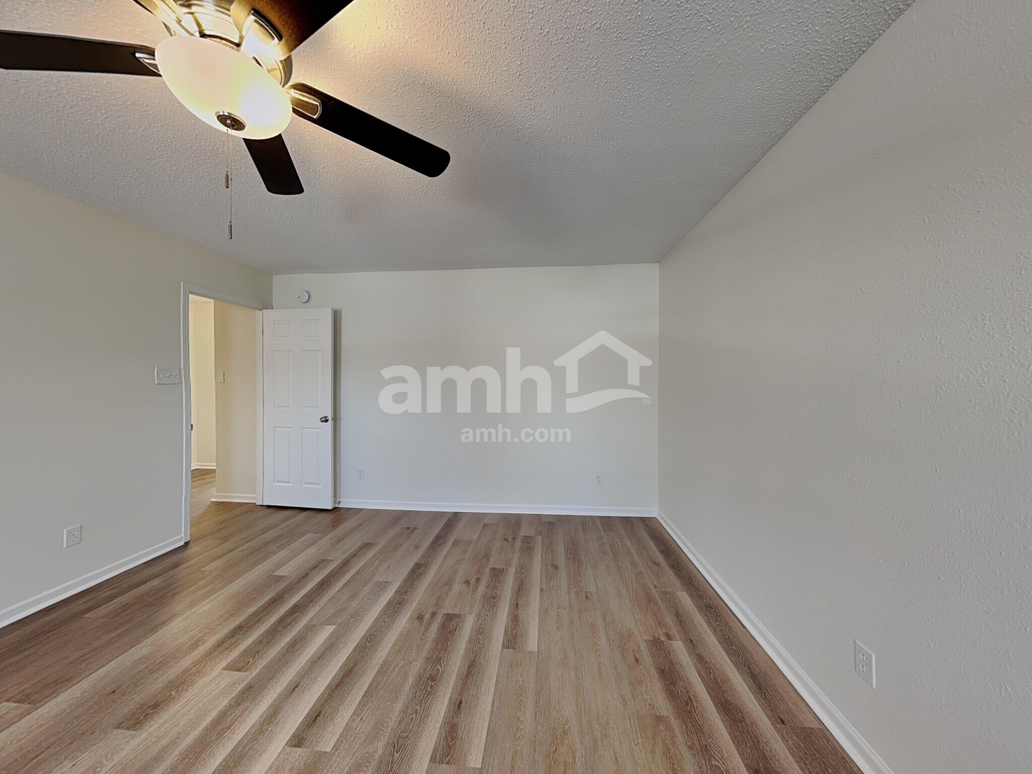 Building Photo - 10275 Holly Berry Cir