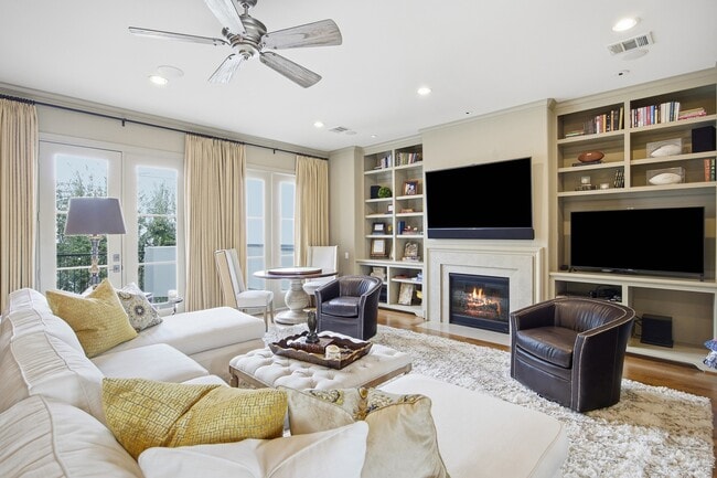 Building Photo - 3240 Bammel Ln