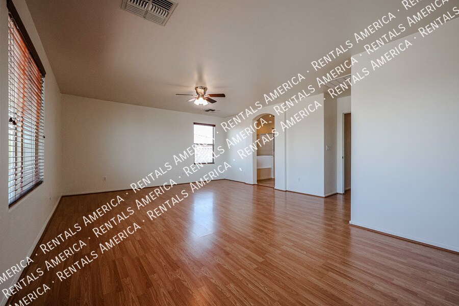 Building Photo - 42592 W Palmyra Ct