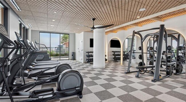 Building Photo - 660 11th St NW