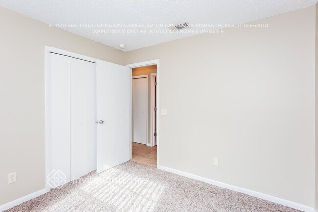 Building Photo - 821 Sunridge Point Dr