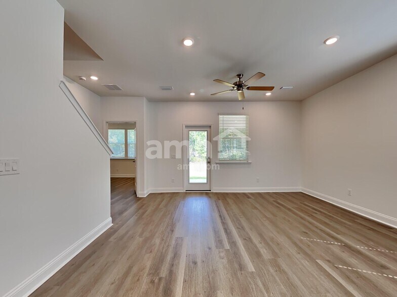 Building Photo - 173 Anthurium Dr