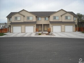 Building Photo - 653 Desert Springs Ct