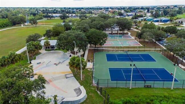 Building Photo - 816 Golf Island Dr