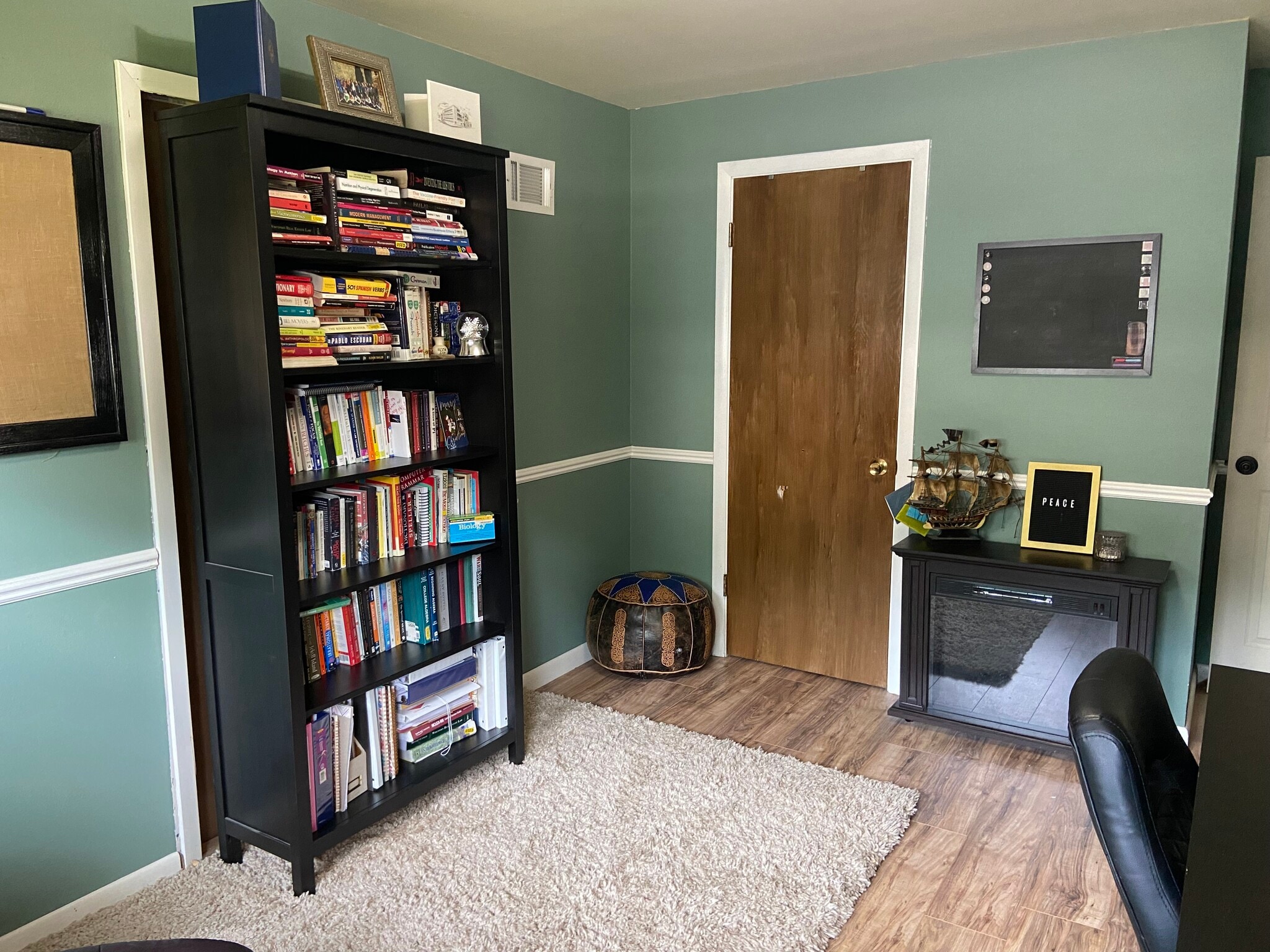 Bedroom/Office 10x13 - 11611 W Elmhurst Pky