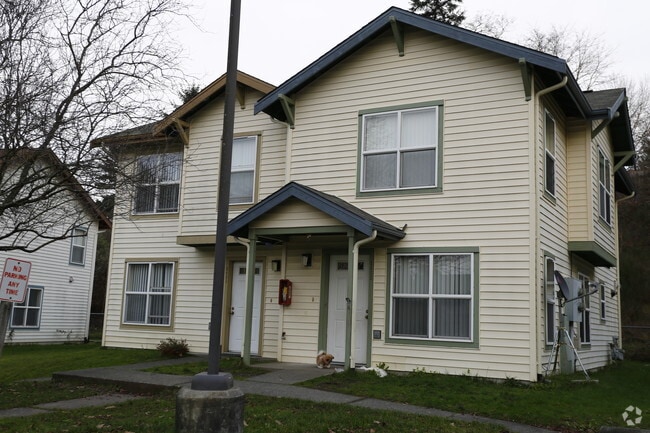 Building Photo - Dixon Village