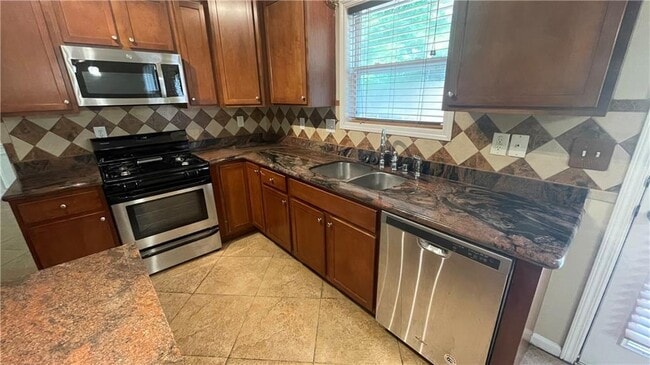 Building Photo - 2066 Peach Shoals Cir