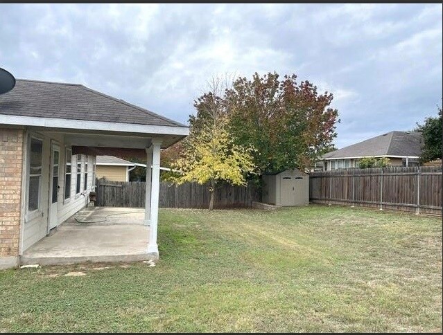 Building Photo - 289 Lake Washington Dr
