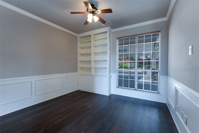 Building Photo - 209 Timber Lake Dr