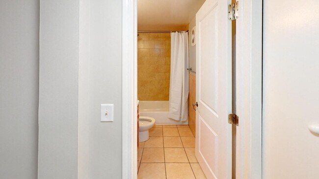 Floorplan - 14036-50 Tracy Ave