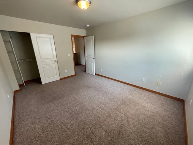 Building Photo - 11813 184th Street E
