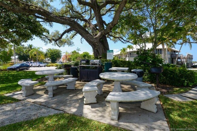 Building Photo - 3901 SE St Lucie Blvd