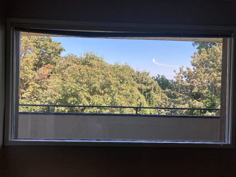 Primary Photo - 4640 22nd Ave NE