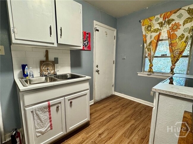 Building Photo - 12439 Largo Dr