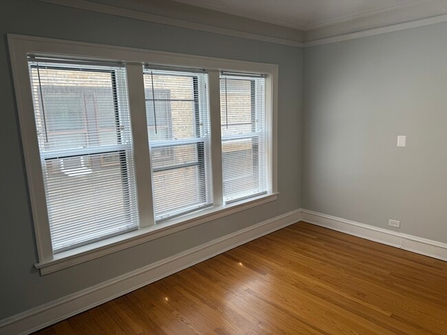 Building Photo - 106 Keeney St