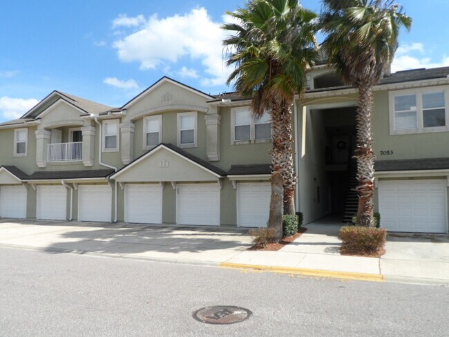 Primary Photo - Special $1495 Windsor Falls 2 bedroom Cond...