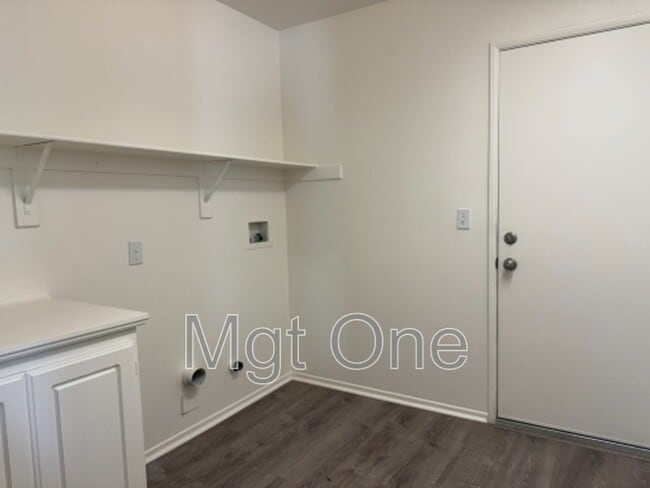 Building Photo - 29089 La Ladera Rd