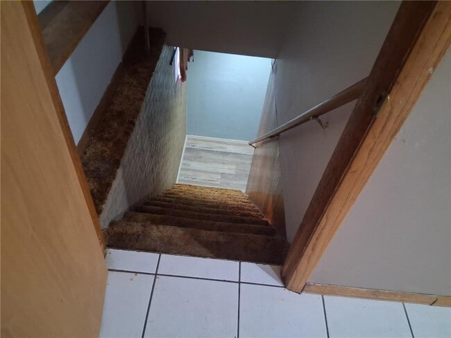 Building Photo - 7885 Van Buren St NE