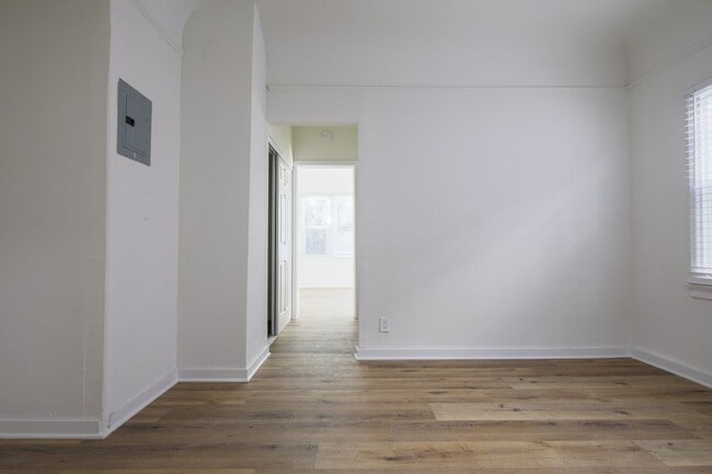 Floorplan - Newly Remodeled Studio Apartment