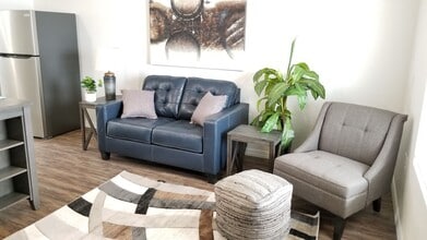 Building Photo - NEW LUXURY ONE BEDROOM APARTMENT FULLY FURNISHED