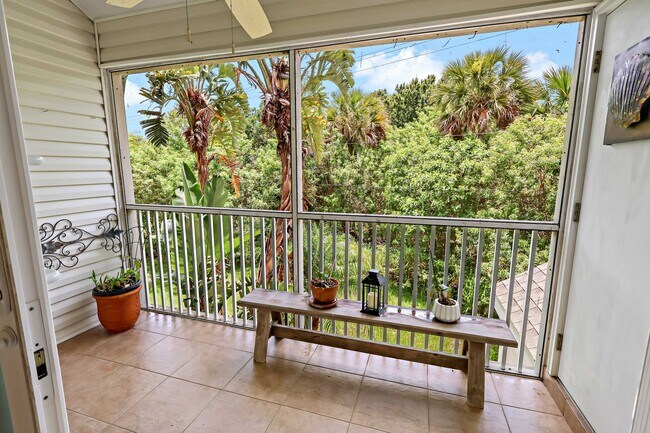 Building Photo - 1915 Westminster Cir