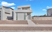Building Photo - 236 Lago Maggiore St