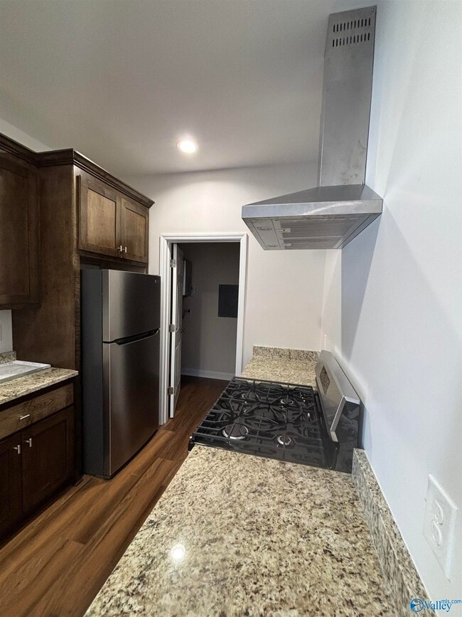 Building Photo - 16576 Jamilynn Dr