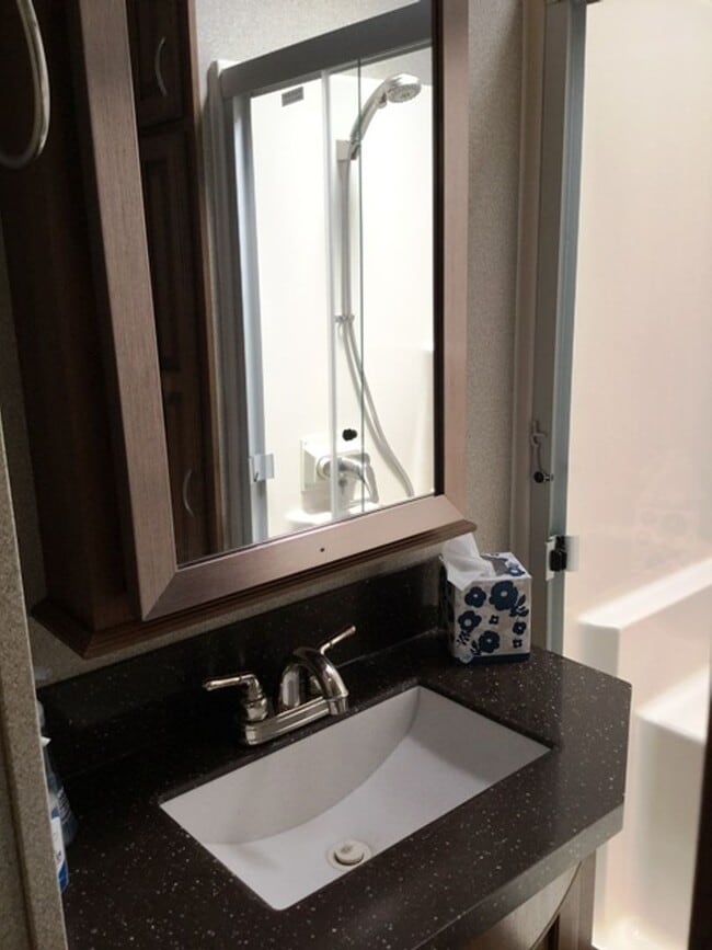 Building Photo - Move in Special! $500 off the First Months Rent!