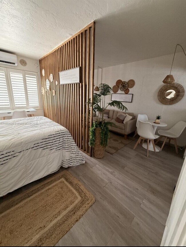 Building Photo - 309 Crocus Terrace